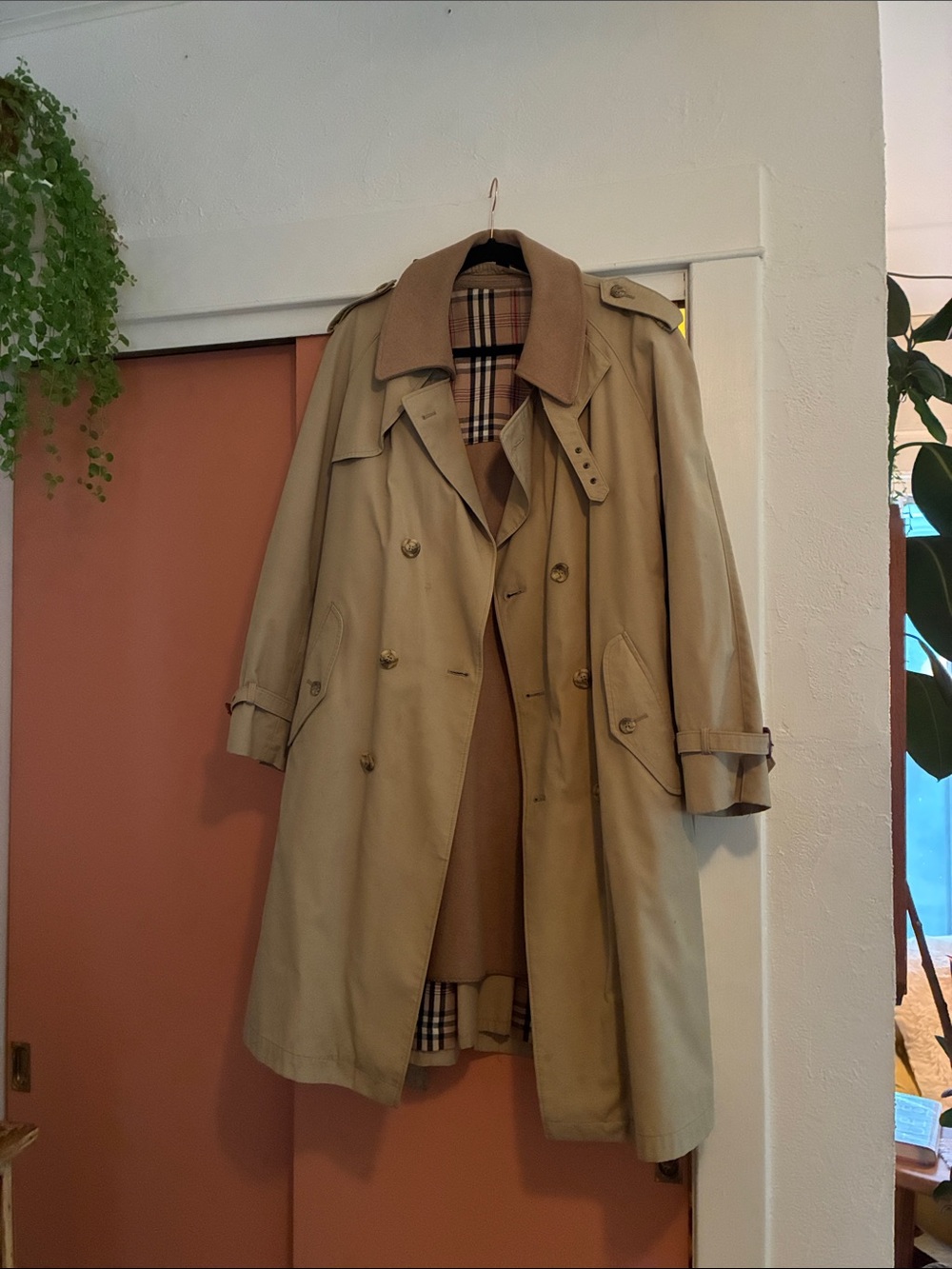 Classic Men’s Trench Coat